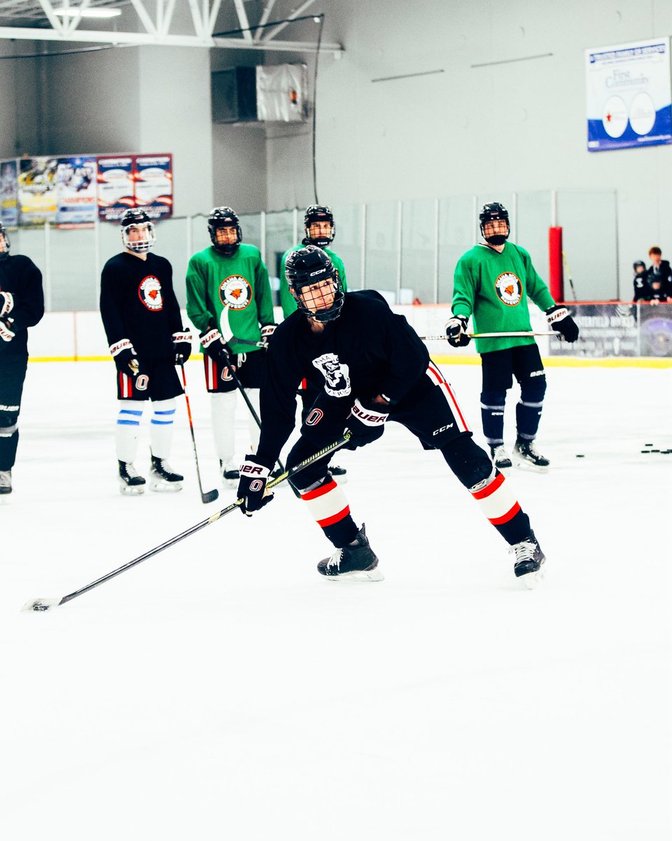 UNO ACHA Hockey tweet media