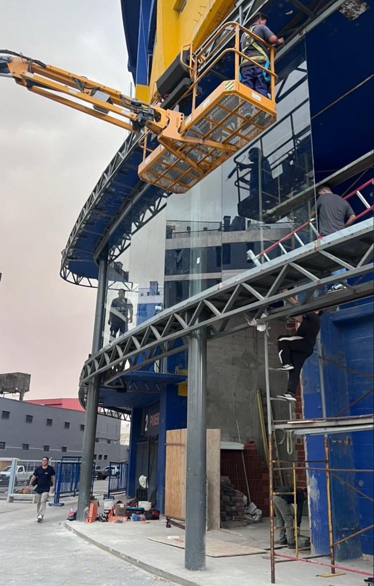 Romanismo 🇸🇪 tweet media