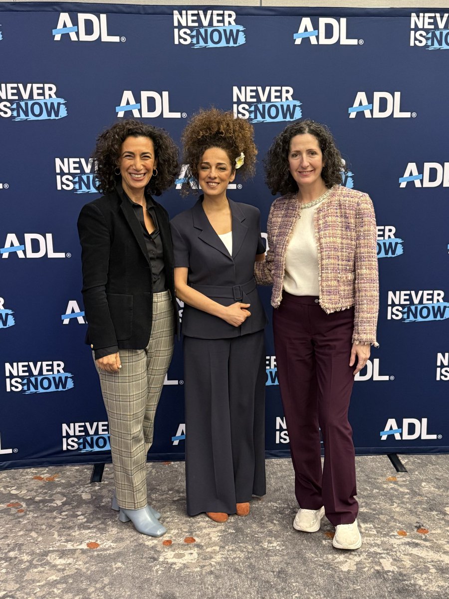 Marina Rosenberg tweet media