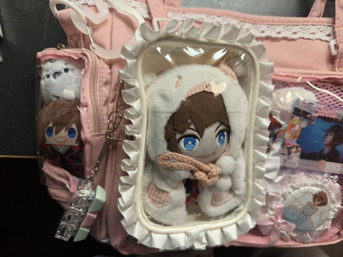 wren / beo • return to college arc ❕ tweet media