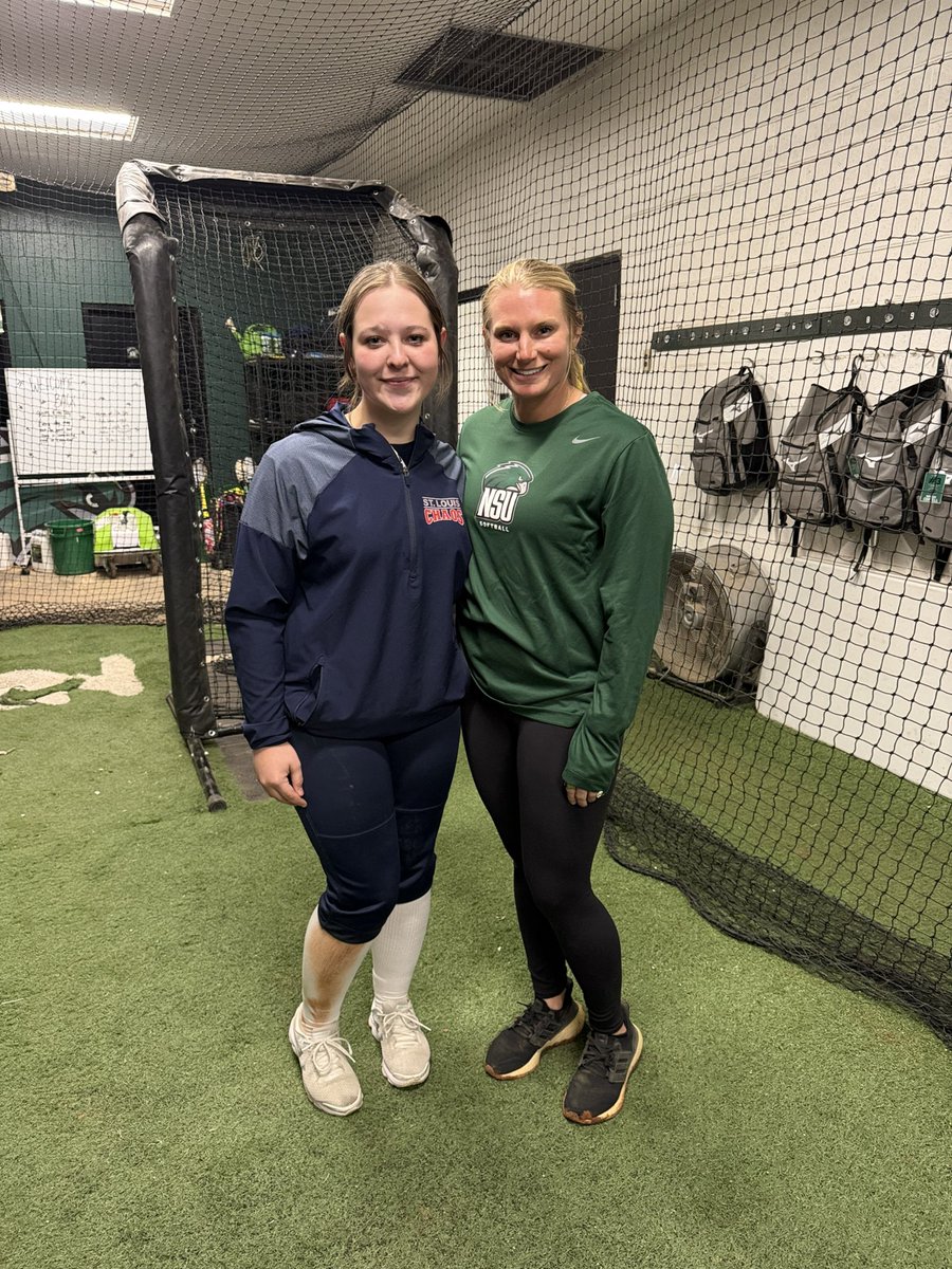 Evelyn (Evie) Poggas tweet media