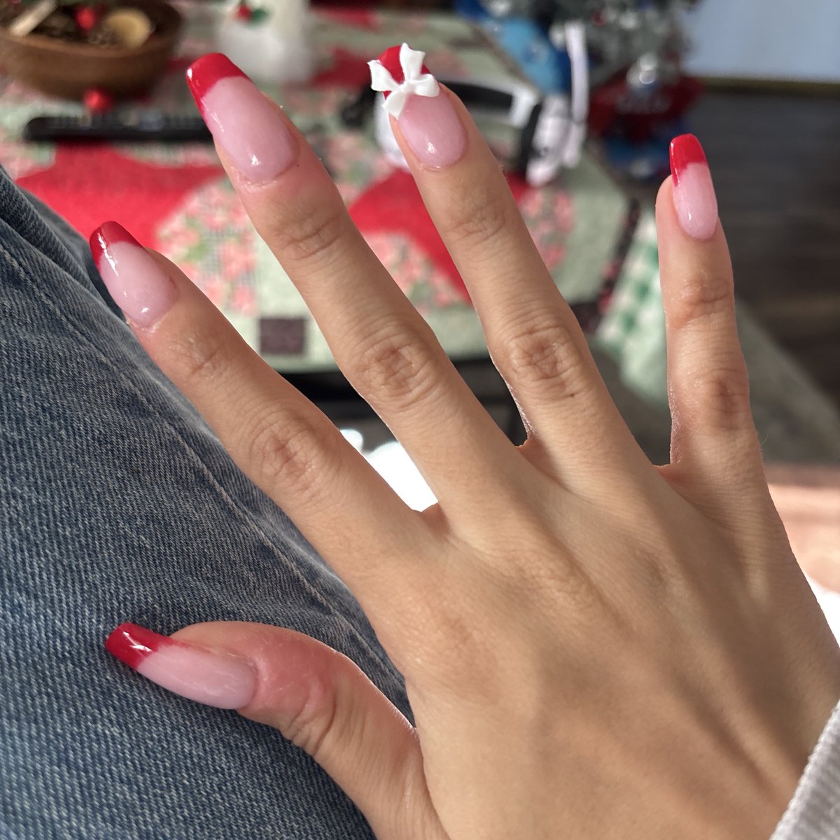 maya 𝜗𝜚 tweet media