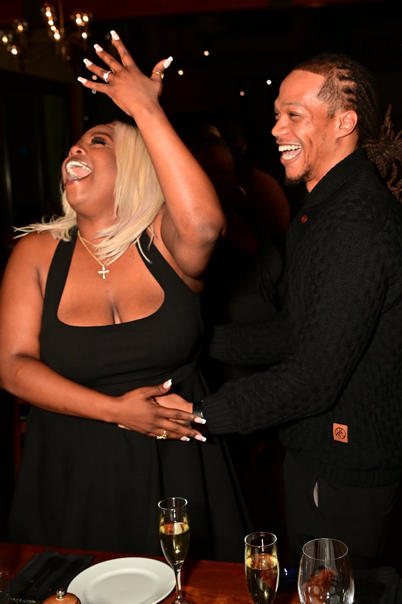 SimplyVeronica's tweet photo. #BecomingATopps 🥹👰🏾‍♀️ https://t.co/nJj0jvFcNt