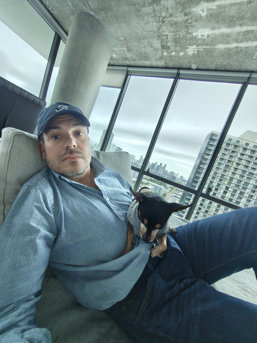 Gocholive tweet media