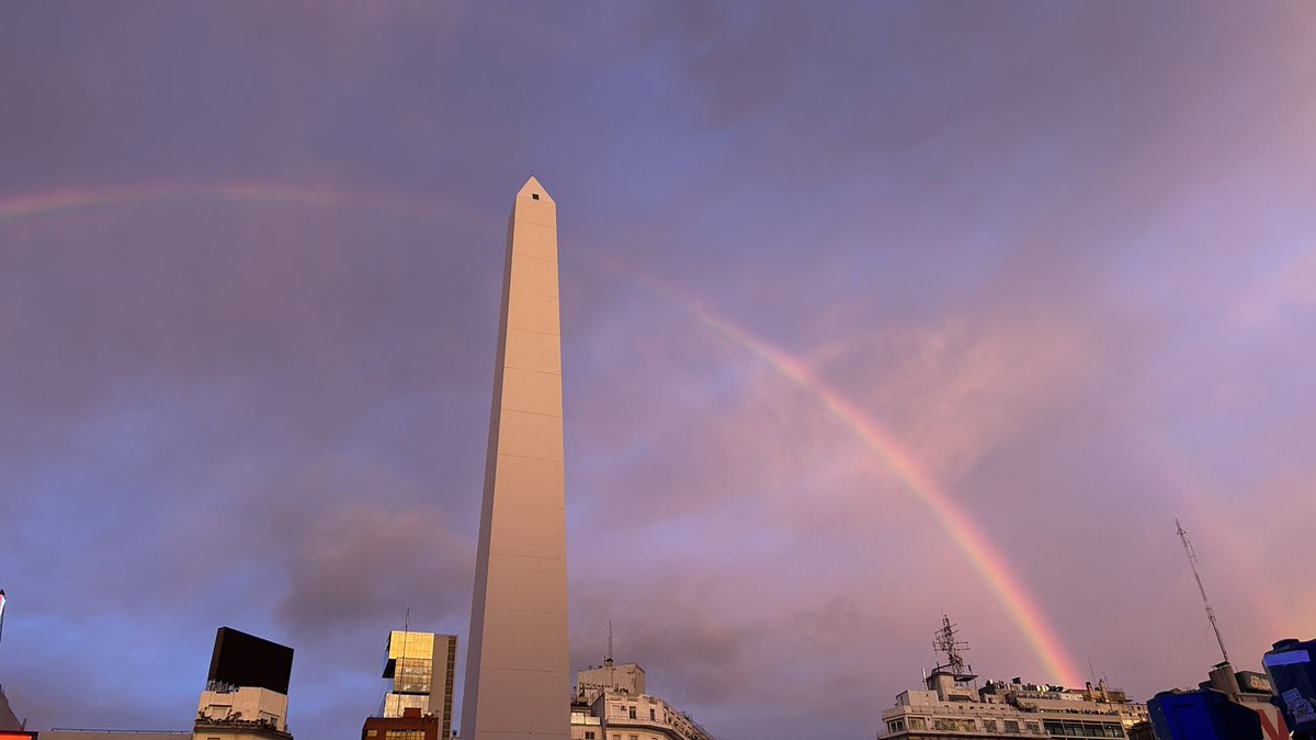 ®ǝʇuǝɯǝp ɹǝɾnɯ📸 (@calmateelvira) on Twitter photo 