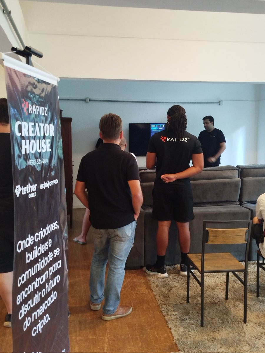 Zilliジリ tweet media