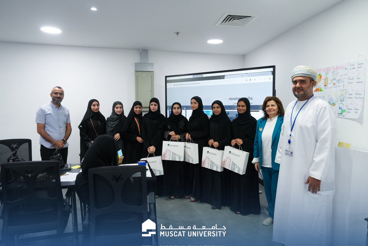Muscat University جامعة مسقط tweet media