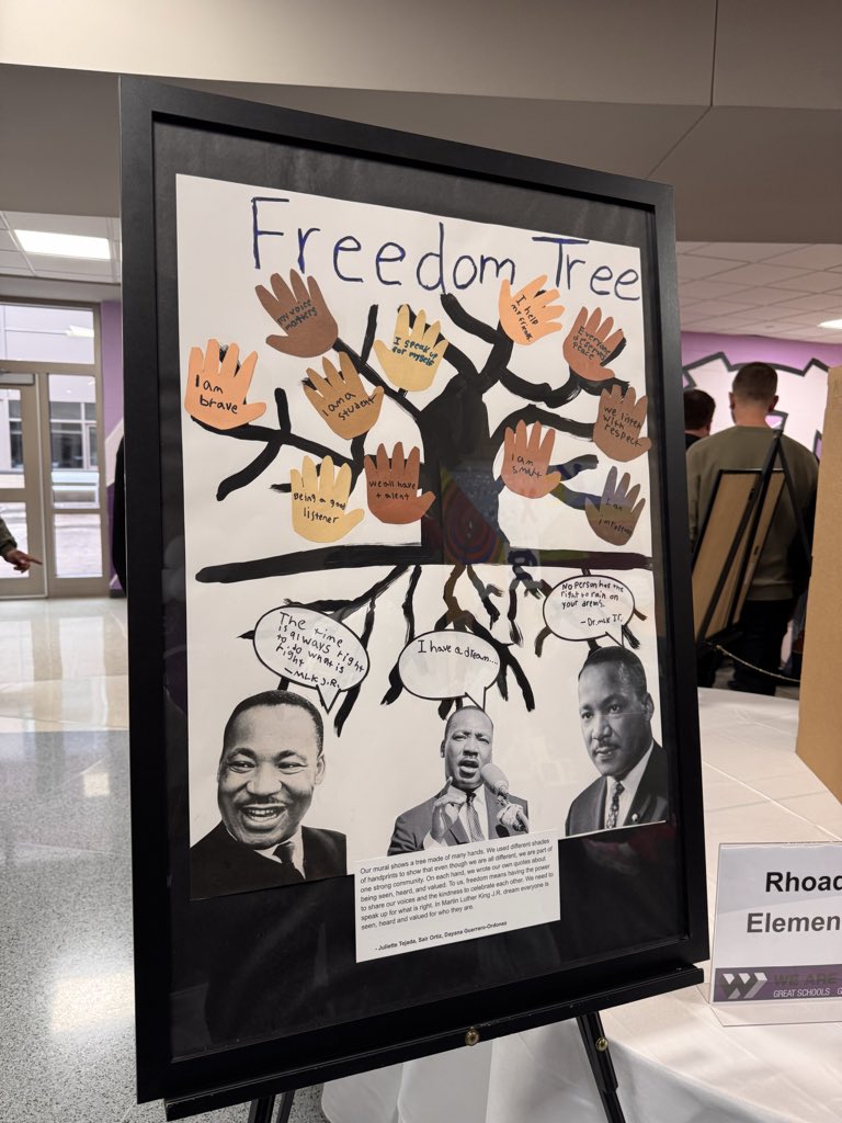 Mr. Molitor tweet media