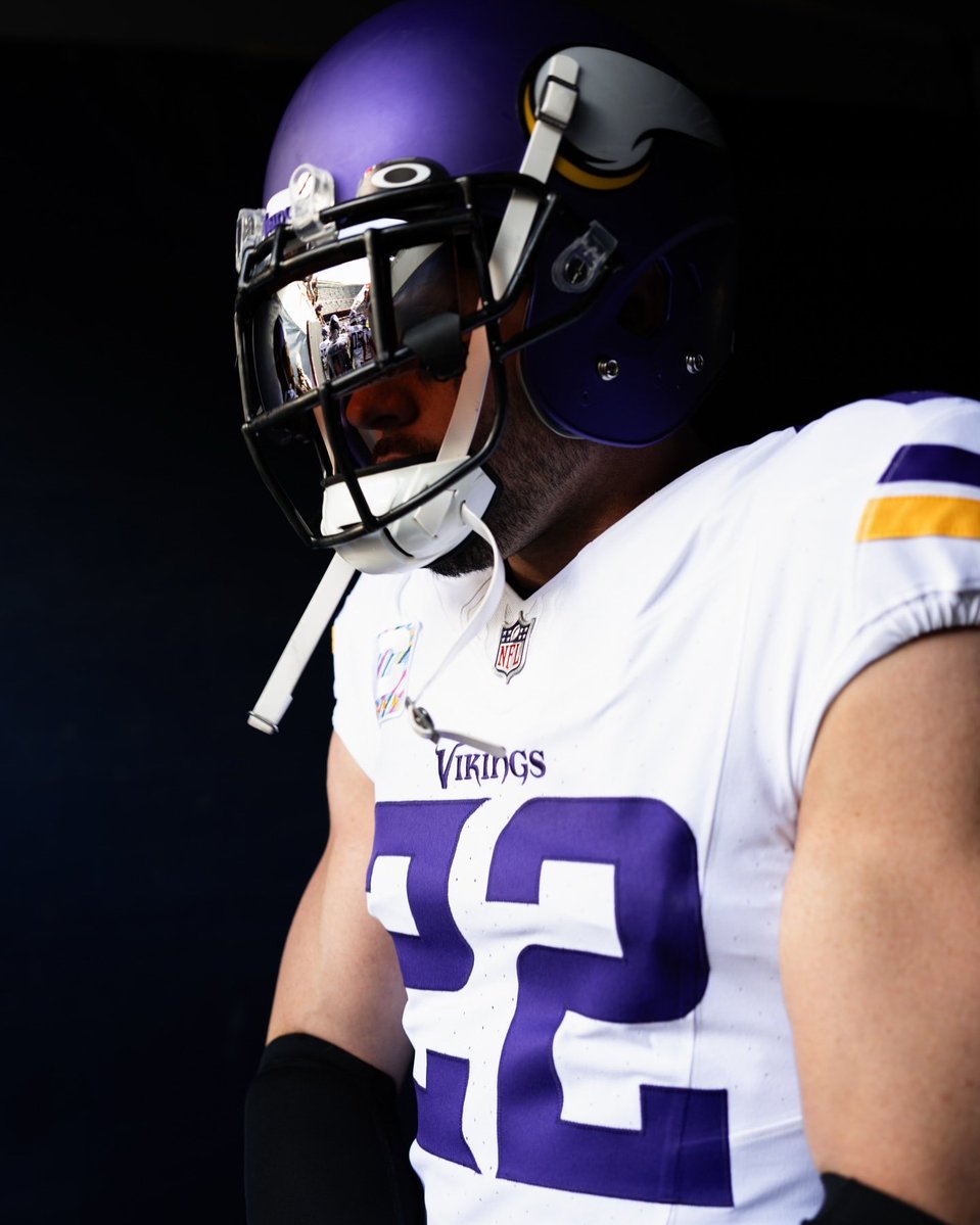 VikingzFanPage tweet media