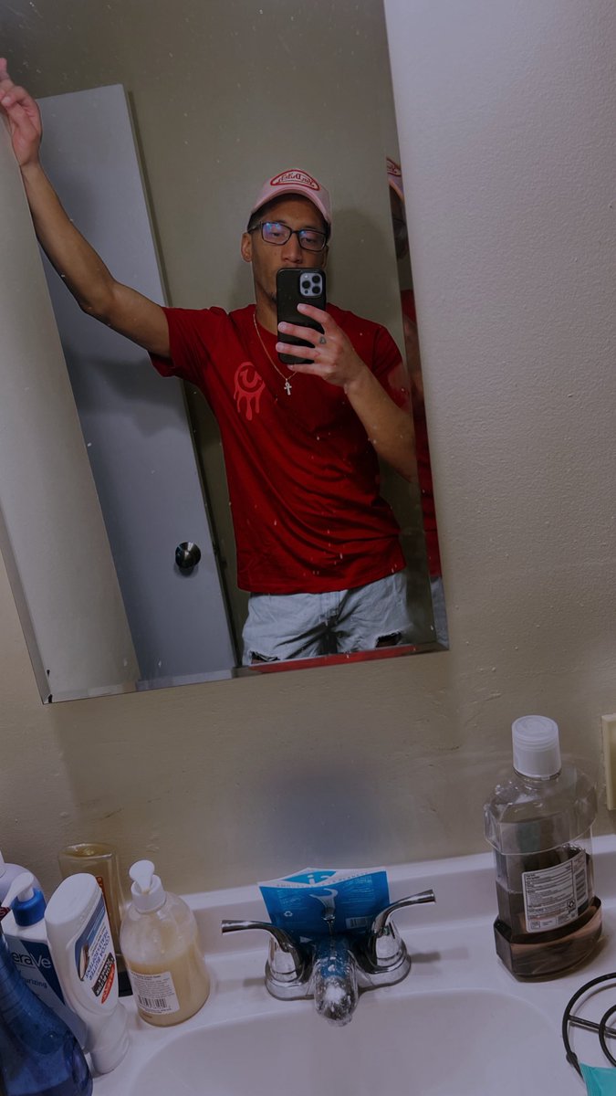 lil red boy tweet media