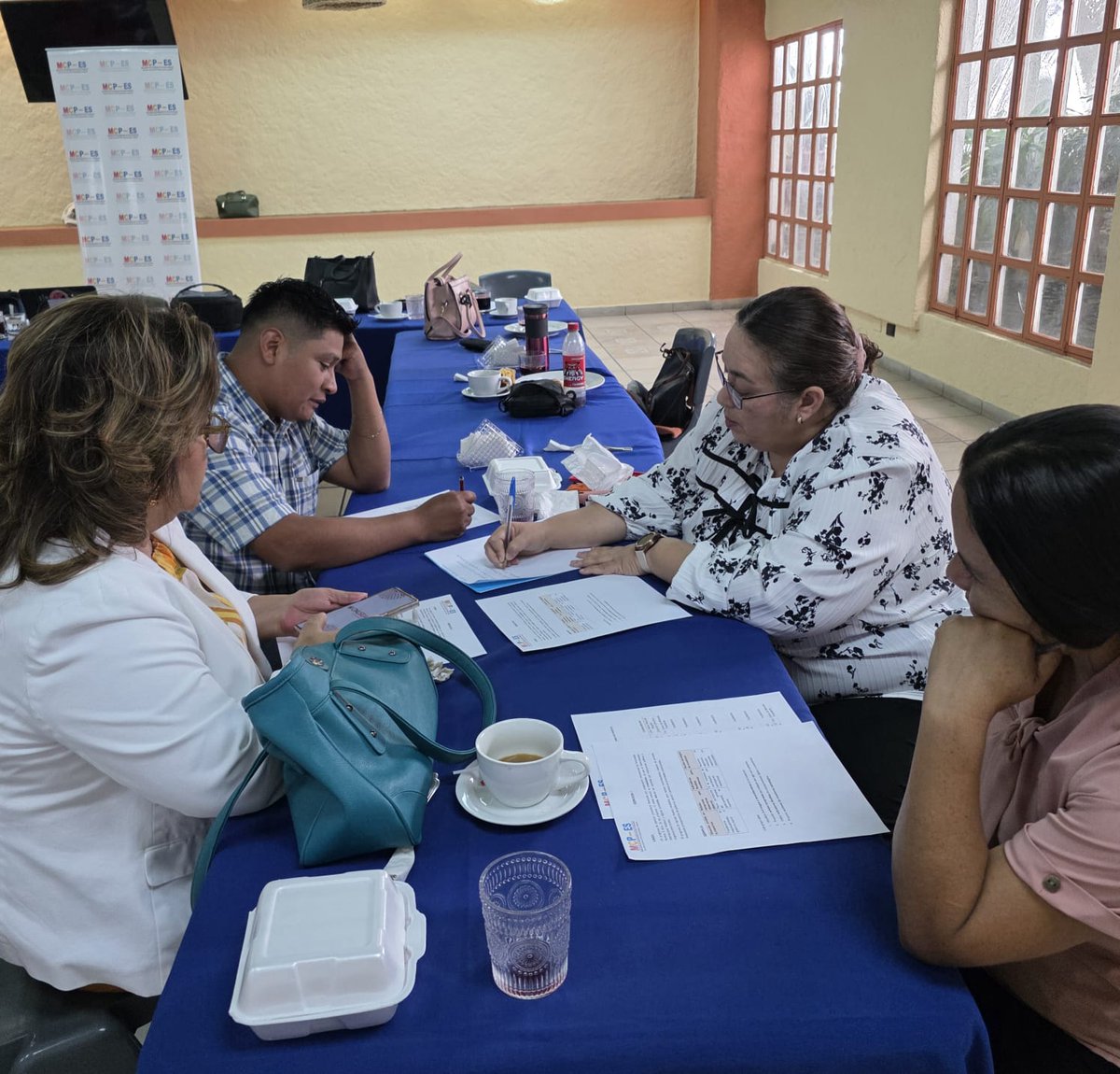 MCPelsalvador's tweet image. 🌍 Taller sobre monitoreo estratégico en transición del MCP-ES: adaptación, toma de decisiones y sostenibilidad de resultados.

#MCPES #Sostenibilidad #MultiSector