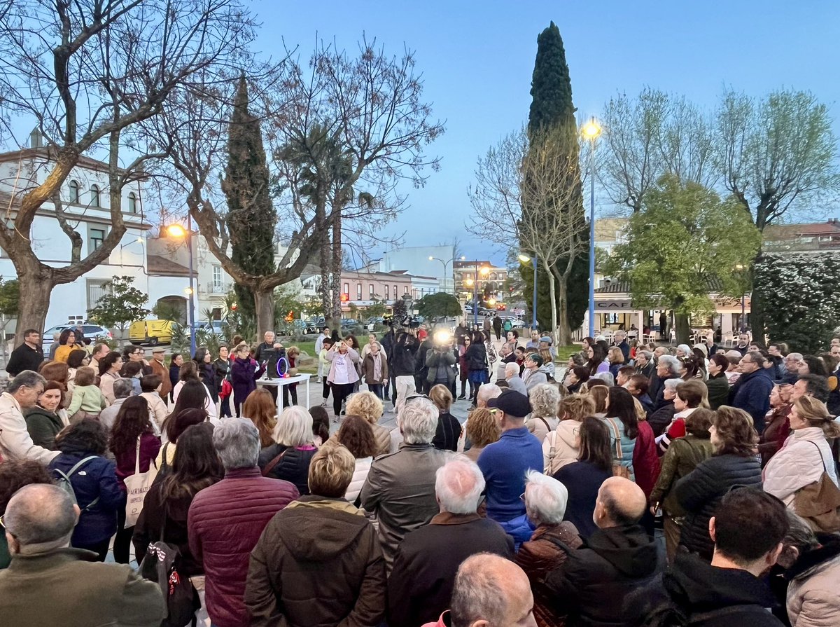 Zafra Violeta tweet media