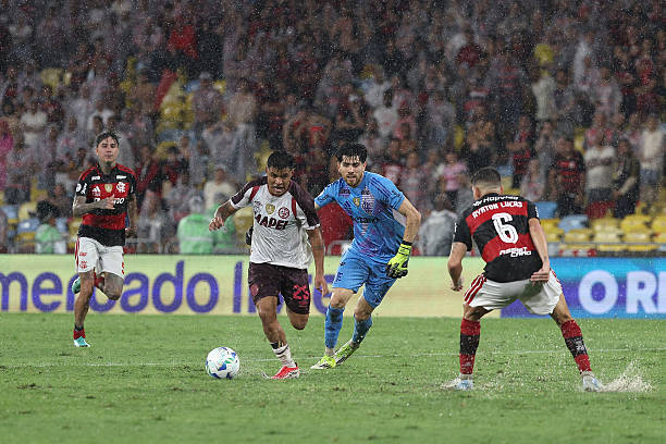 LanuserosTW tweet media