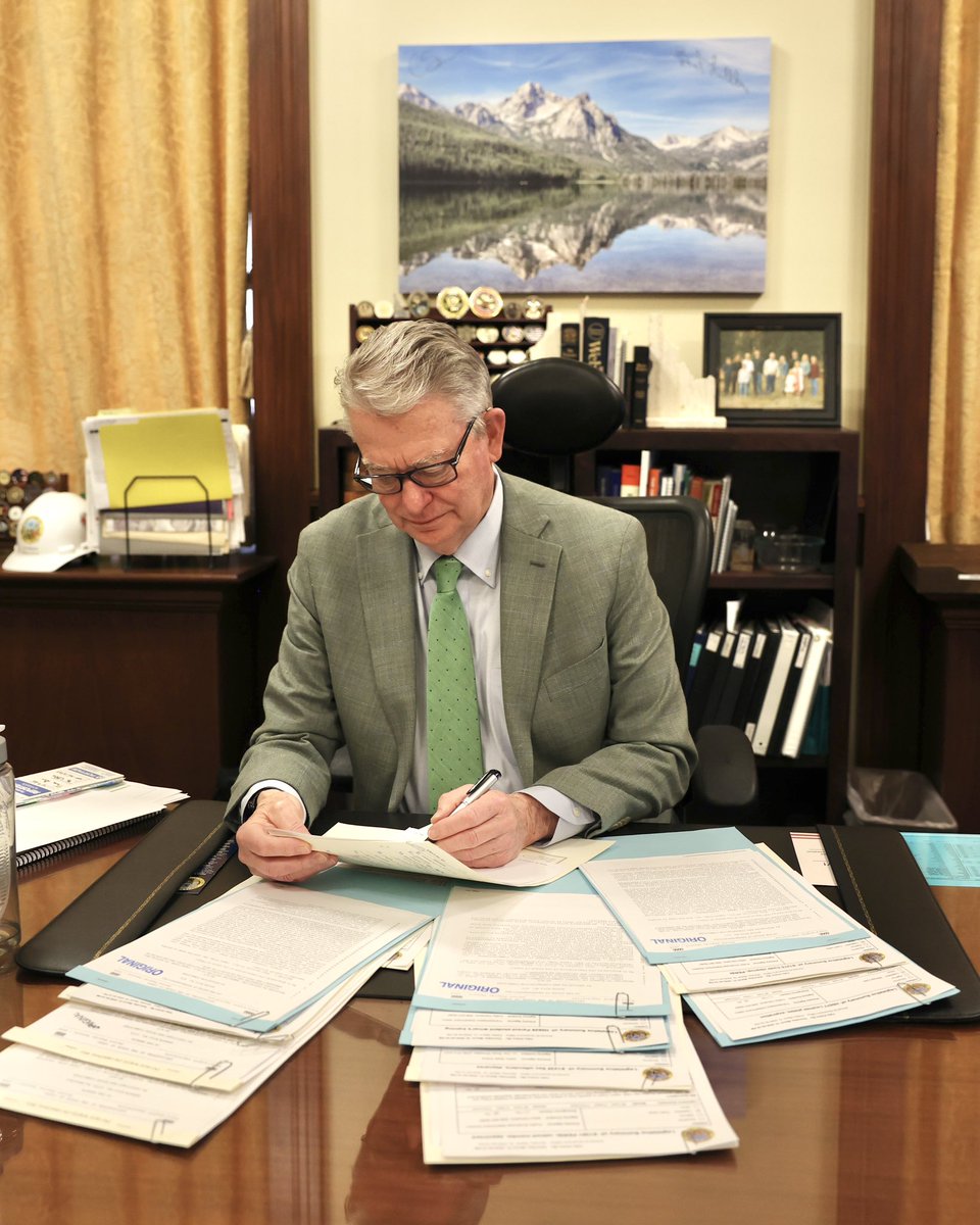 Brad Little tweet media