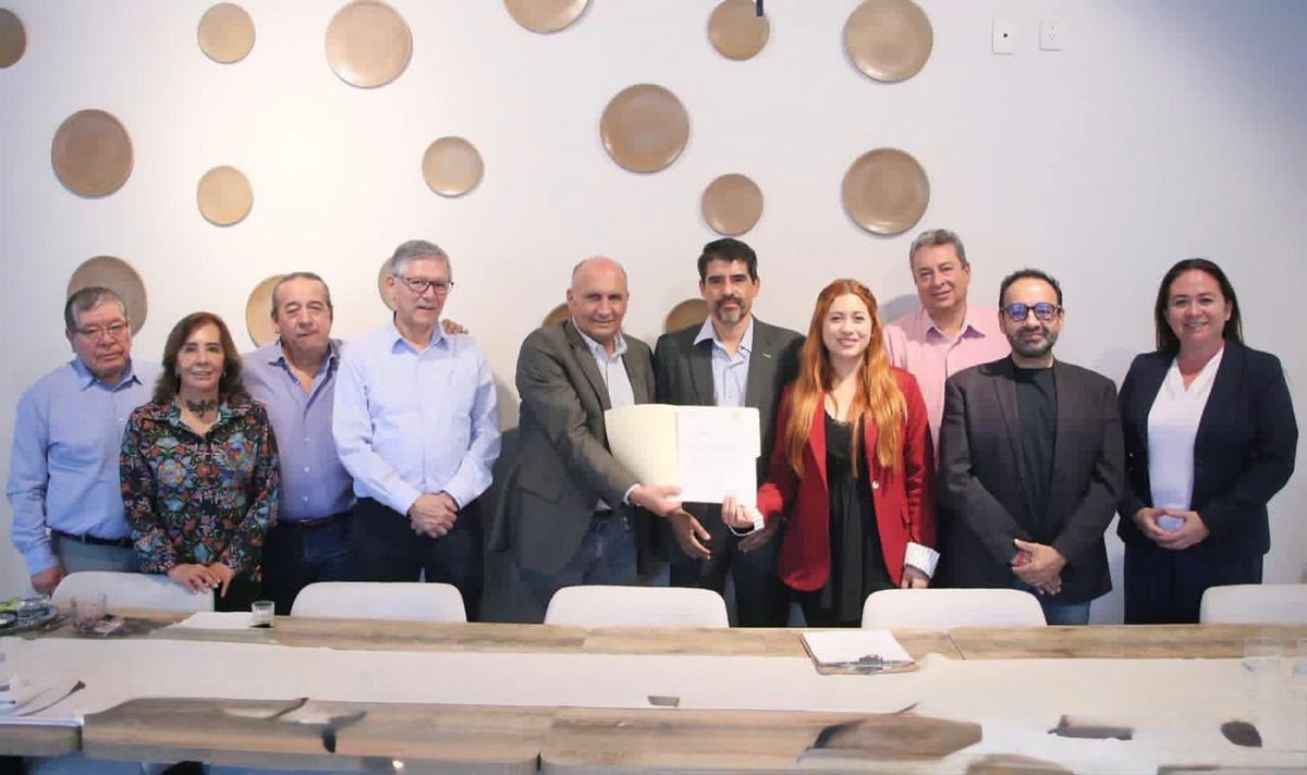 Víctor Cabrera tweet media