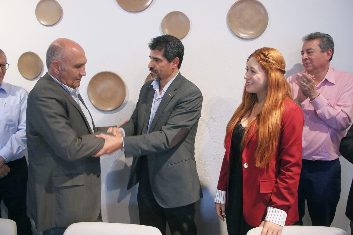 Víctor Cabrera tweet media