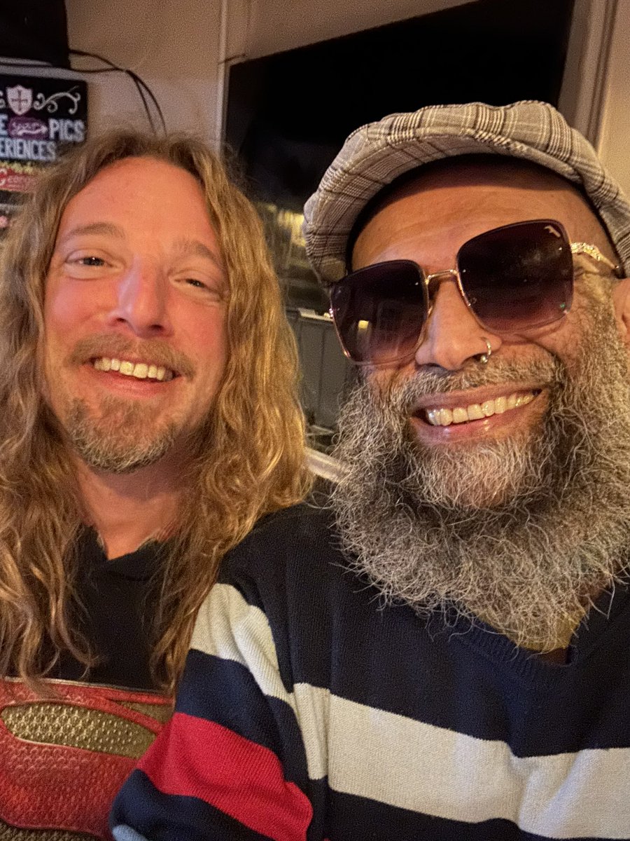 Babar Luck tweet media