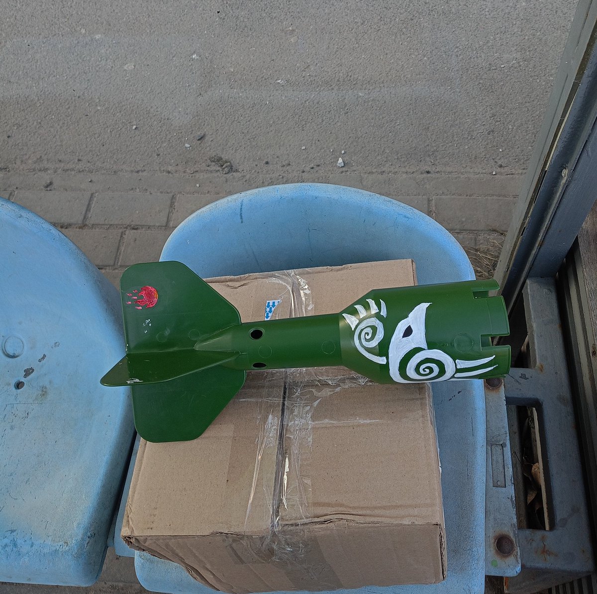 покажіть щось зелене 🍀
(зроблені вами фото, крафт, ілюстрації)

ну бля...