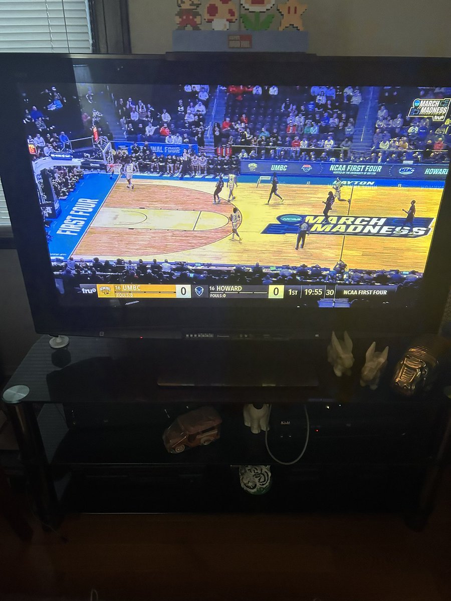 NYCKING's tweet image. #MarchMadness #UMBC - #Howard