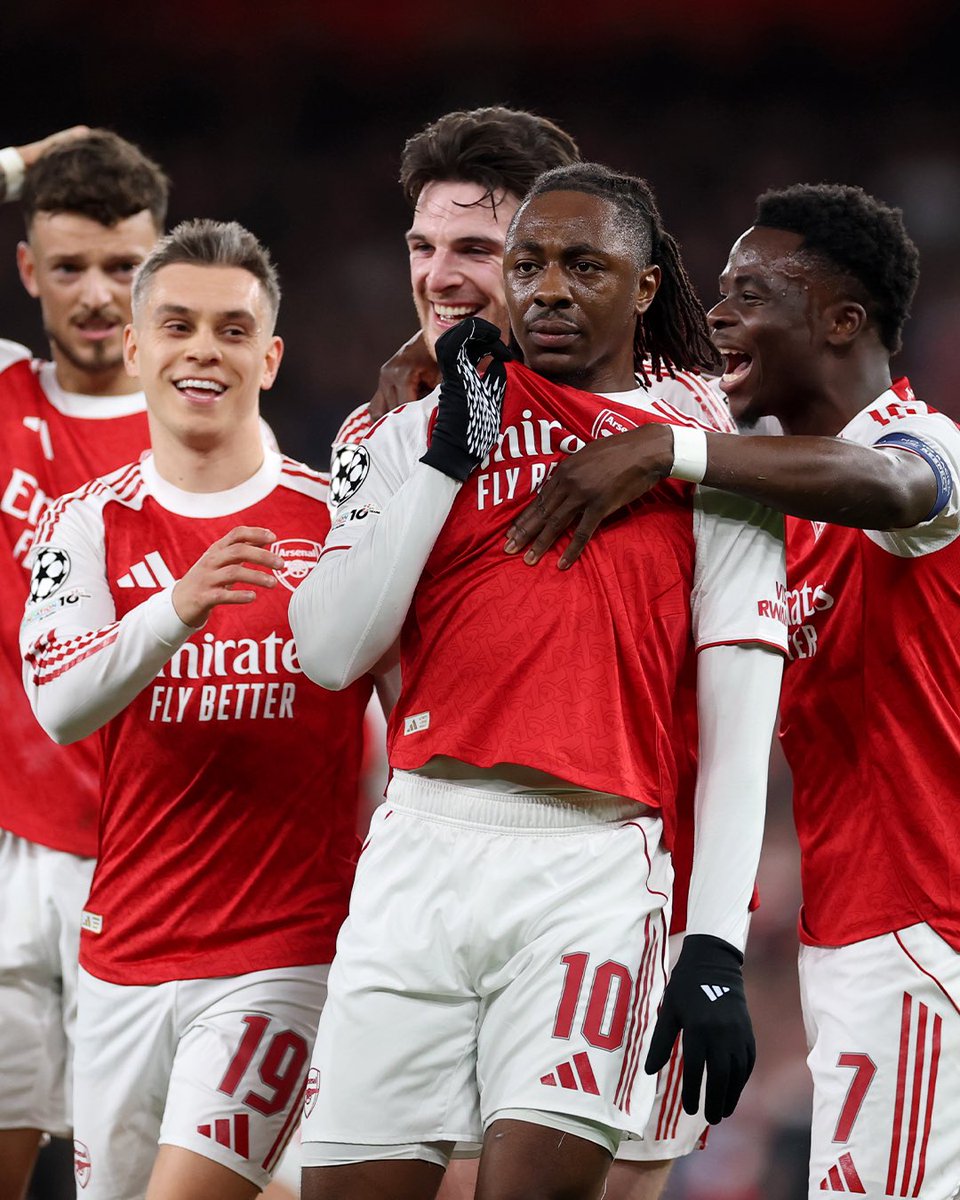 Premier League Arabic tweet media