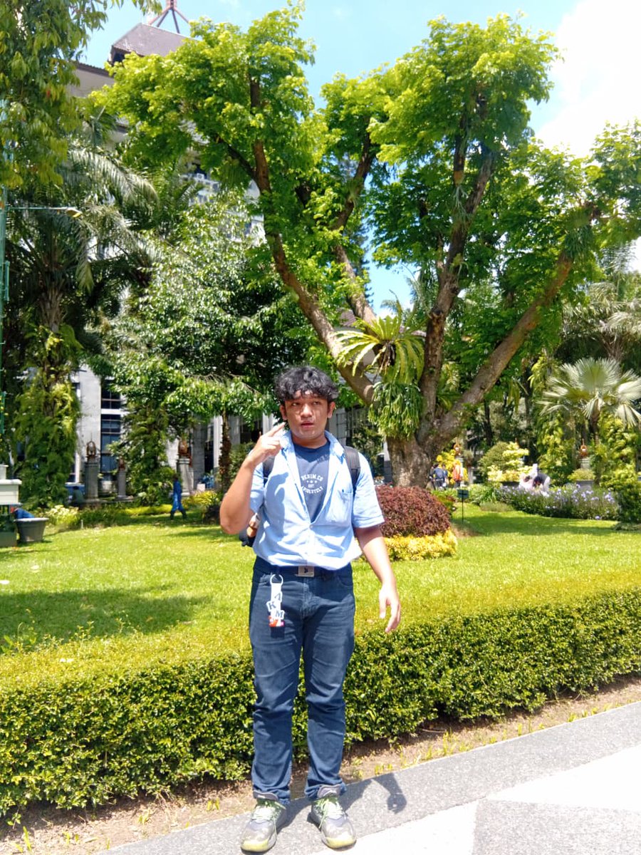 akm's space💫 tweet media