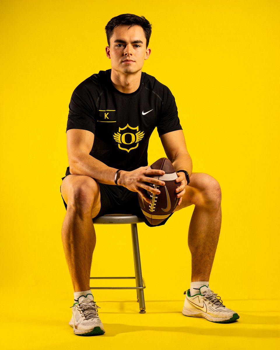 Oregon Football tweet media