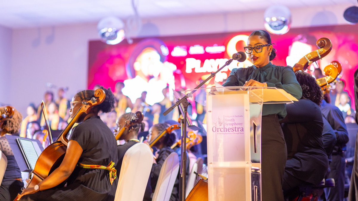 CalvinAyreFoundation tweet media