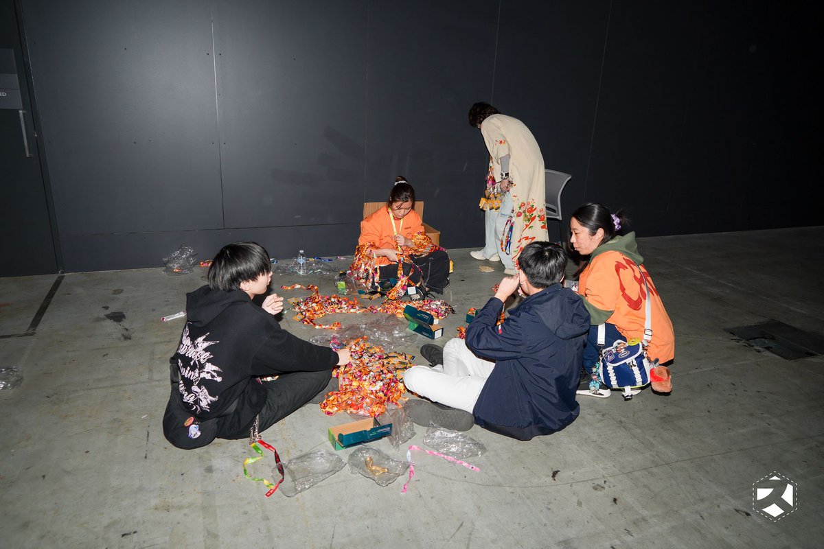 smashcon's tweet image. 👯Crew application CLOSES SOON! 👯

Grab your buddies as our crew application is closing soon on the 21st March 2026. 🤩 Come join us to create the ultimate SMASH! Experience!

Head over to our website to apply.
👉🏾 tinyurl.com/smashcrew3

#crew #smashcon #smashcon2026
"