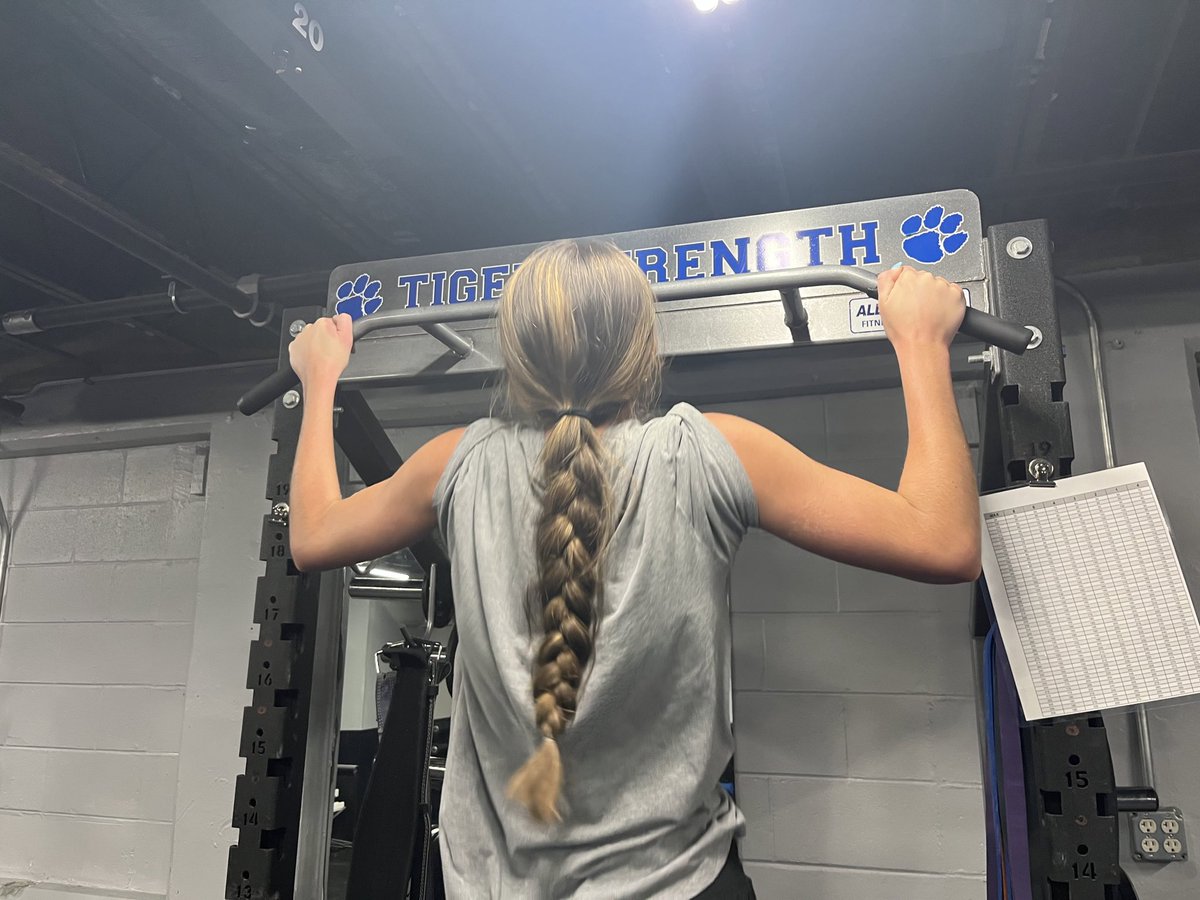 Dawn Kinner tweet media