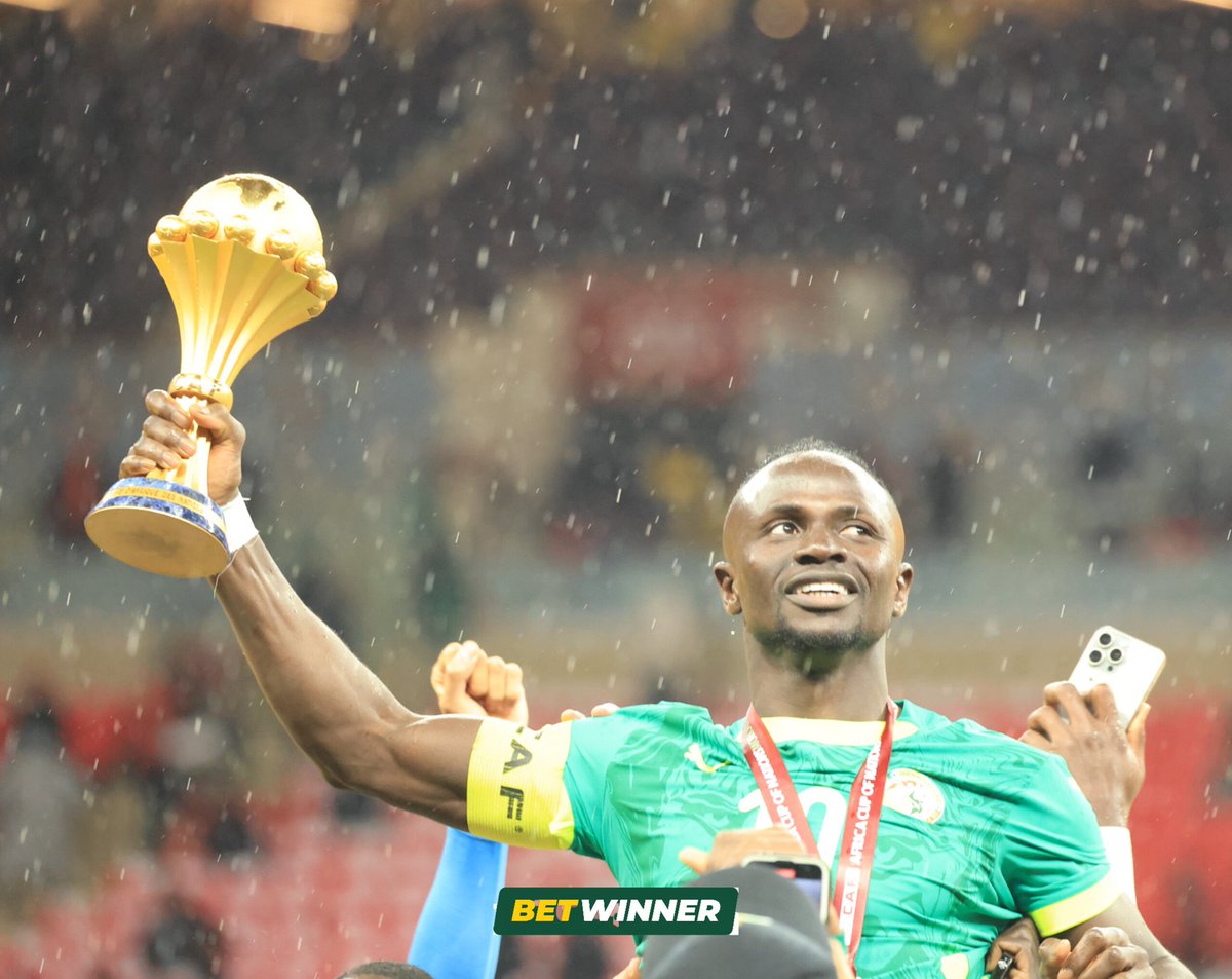 Arsenal Tee tweet media