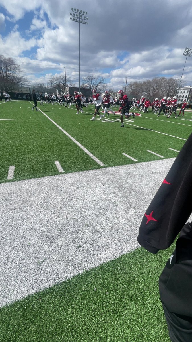 aidentorres70's tweet photo. Had a great time at Temple today! @Temple_FB 
@CoachChiTUFF @keithdudz @CoachFourTUFF @JBTUFB @Coach_AndrewP @CoachArleo_TUFB @CoachAhmadTUFF @_CoachBaker2 https://t.co/4HoxUrPysA