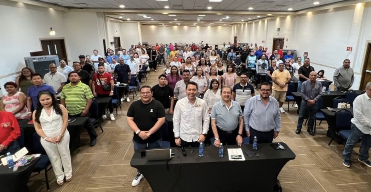 luzelenaarella4's tweet photo. #39 congreso de capacitación sindical CROM SLP ⁦@Doloresop⁩ ⁦@CROM_MX⁩ https://t.co/tYUhAynCtG