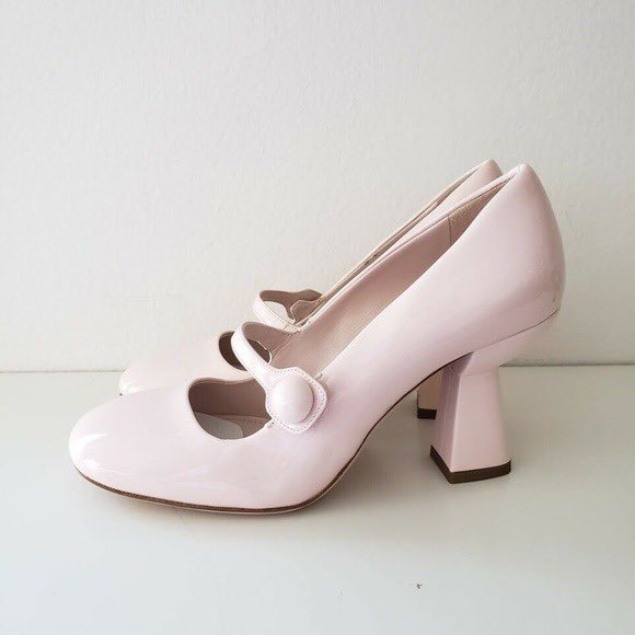 𝓇𝑜𝓈𝒾𝑒 tweet media