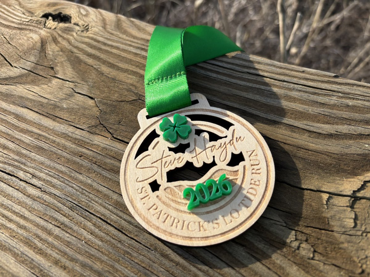 runningonroads's tweet photo. 2 PRs one week?!? It must be the luck of the Irish. Happy St. Patrick’s Day everyone. I was able to manage a personal best in both the 10k and 15 K in less than a week. 🍻☘️☀️🇮🇪 https://t.co/8DS6kQ7uun
