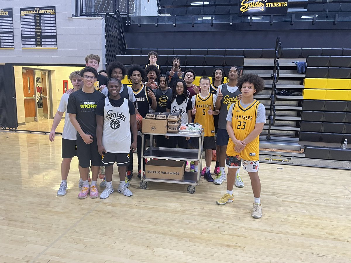 Snider Hoops tweet media