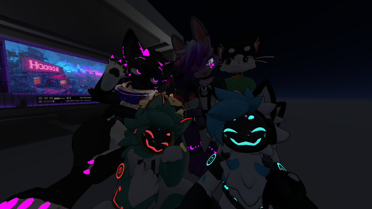 ArpuiaZX's tweet photo. Otra noche más en #VRChat con mis #furry amiwis

Temas profundos puedan surgir, hay veces en las que tonterías salen para hacernos reir

Den nuestro corazón rondan, y buscamos apoyo, y a veces, simples charlas de lo que nos gusta bastan

¿Que prefieres tú?
Yo tengo todo esto aquí https://t.co/ncpe0bwZVF