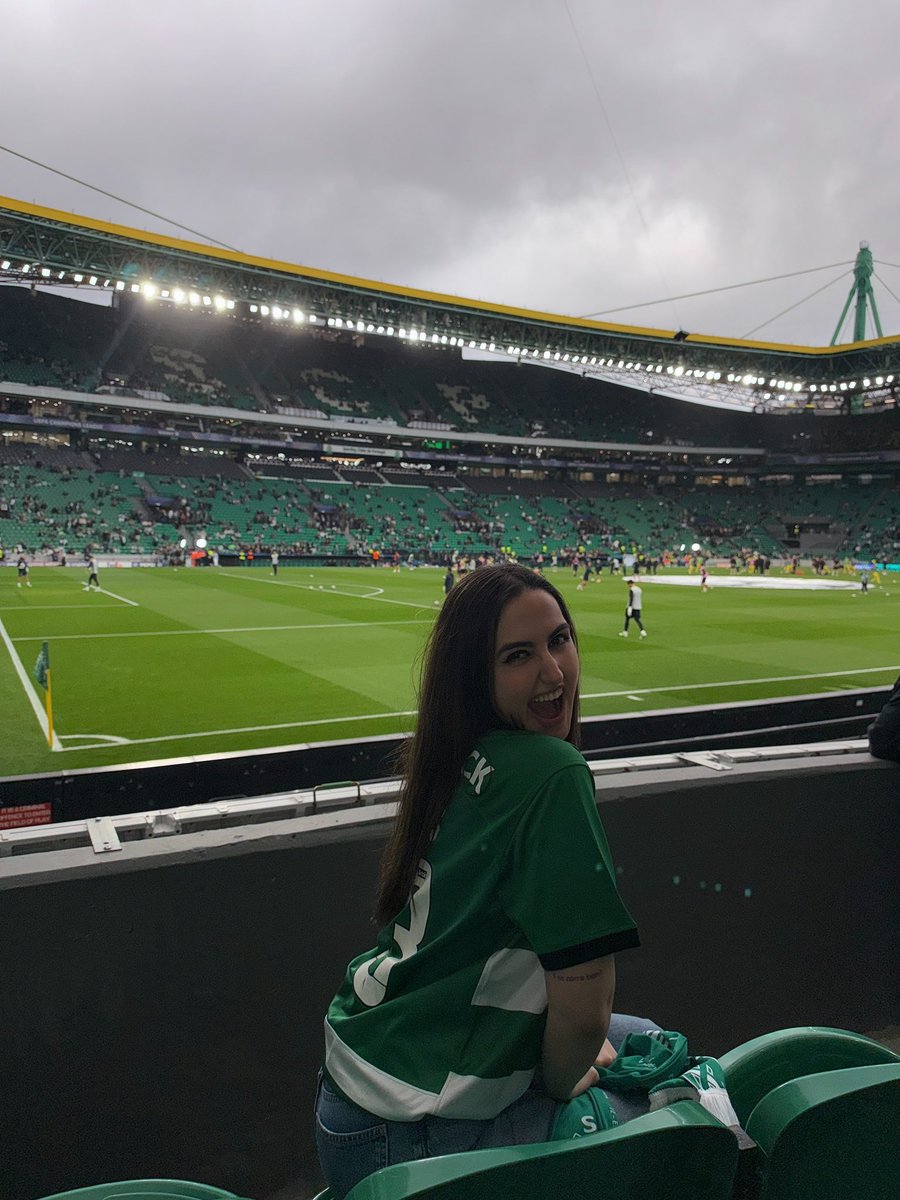 dianajlemos's tweet photo. Que dia 🥹🥹🥹💚 amo-te @SportingCP 🦁 https://t.co/25mlwIleOu