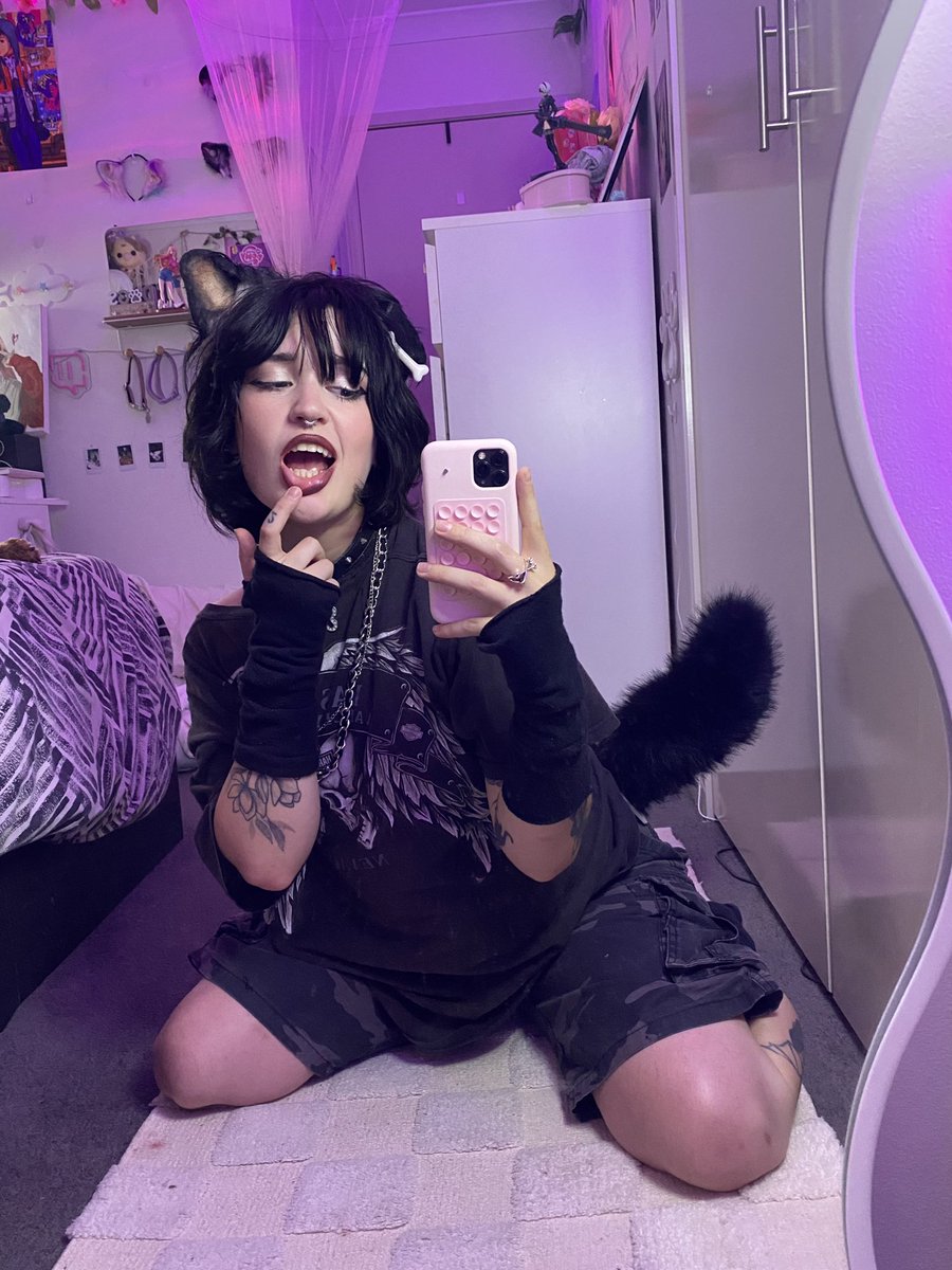 maxxi !! 🐾♡ tweet media