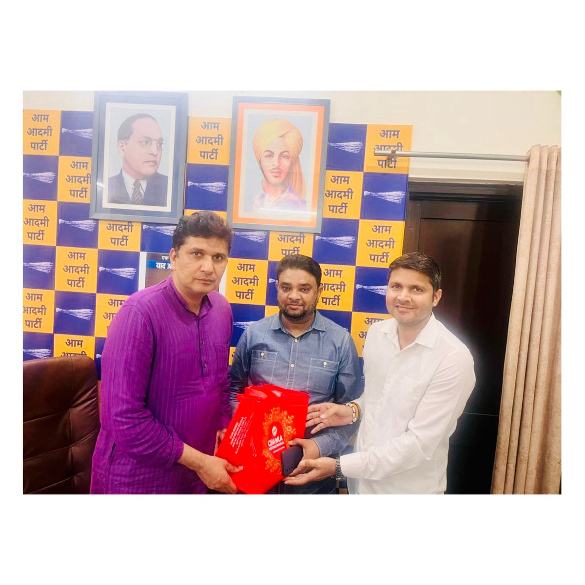 Mahamudkhan (पूर्व प्रत्याशी वार्ड 163 संगम विहार) tweet media