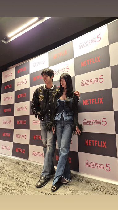 Michaela 🍓 tweet media