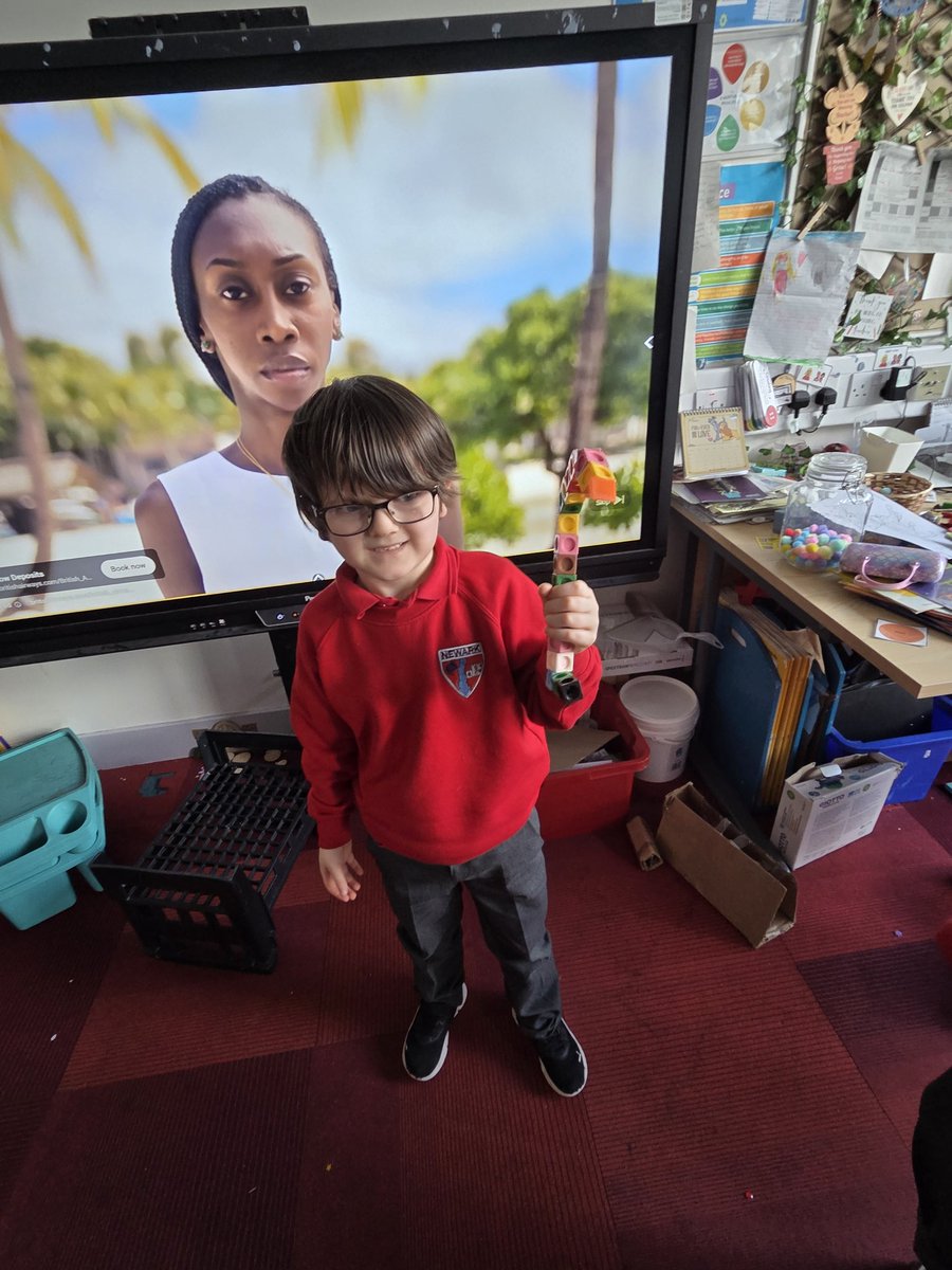 Mrs LowP1b tweet media