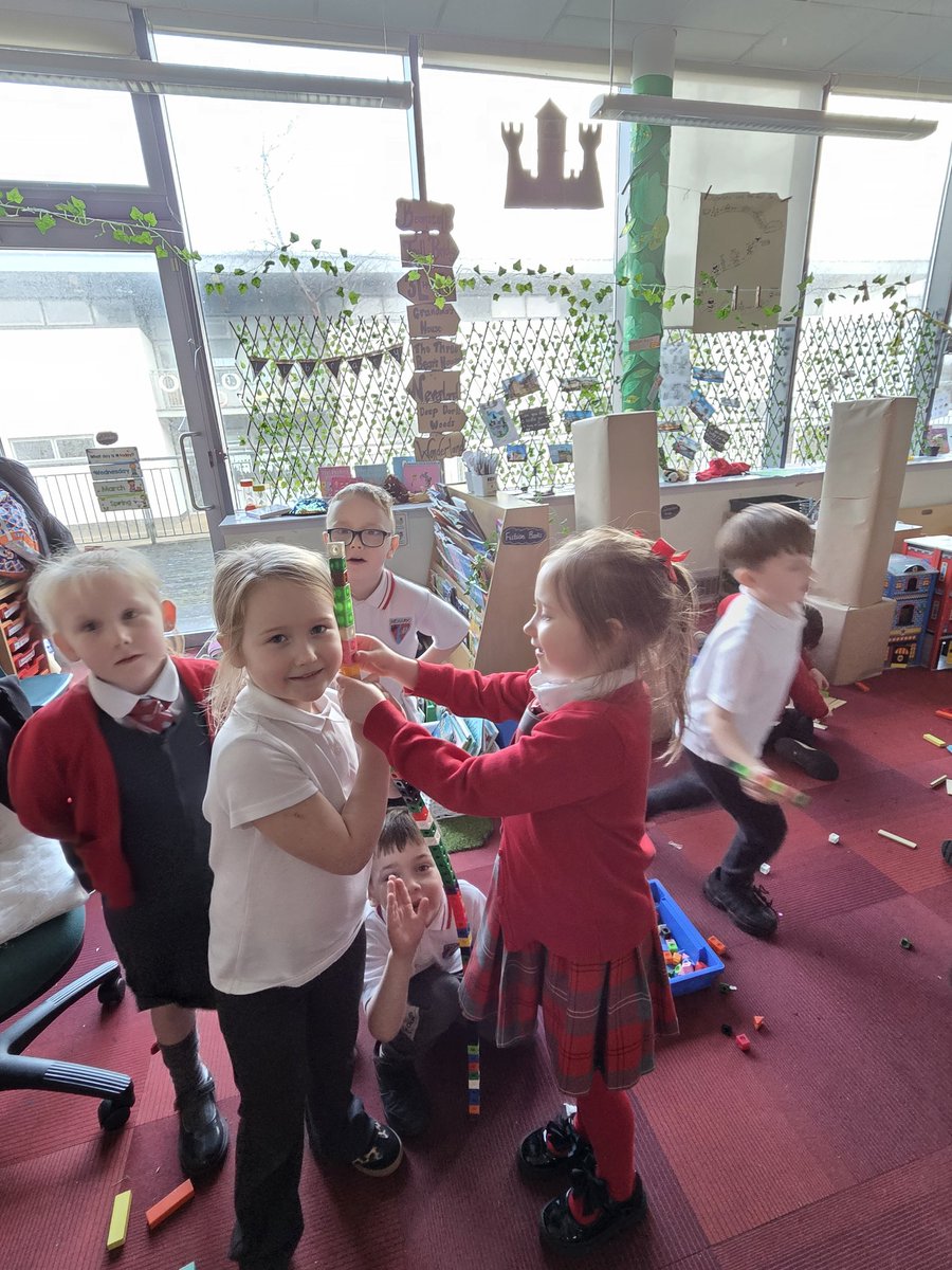 Mrs LowP1b tweet media