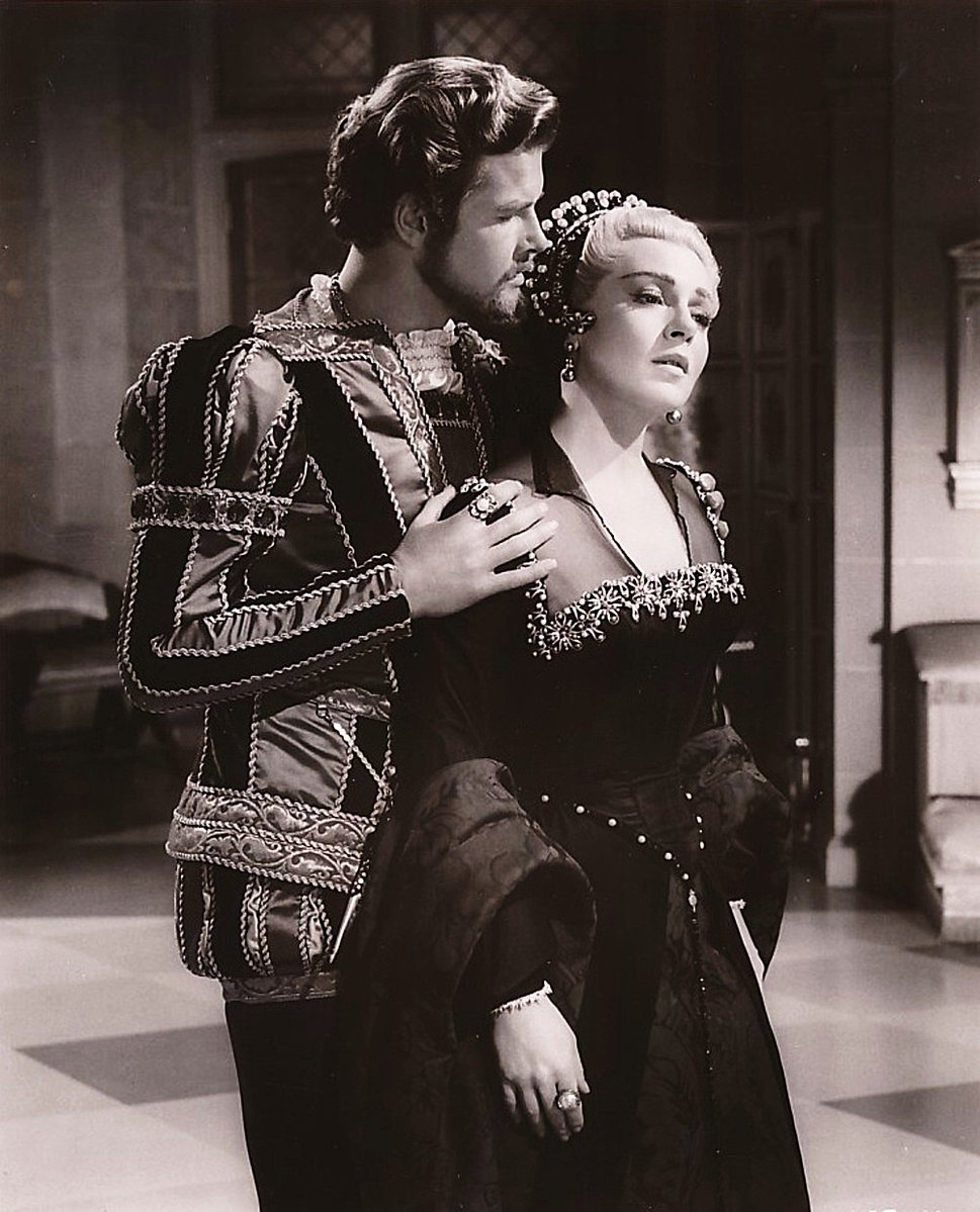 The Roger Moore Fan tweet media