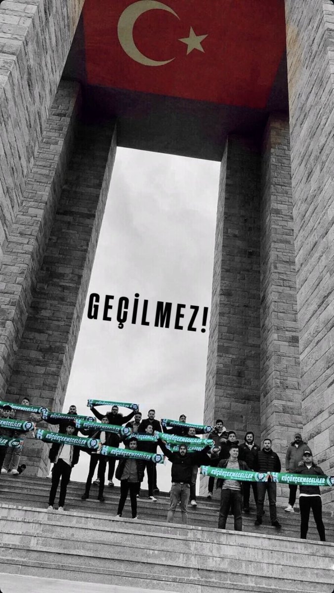 Çanakkale Zaferi’nin 111. Yıl dönümünde, bu mukaddes toprakları bizlere vatan kılan aziz şehitlerimizi ve gazilerimizi rahmet ve minnetle yad ediyoruz. Ruhları şad, mekanları cennet olsun.🤲

#ÇanakkaleGeçilmez 🇹🇷