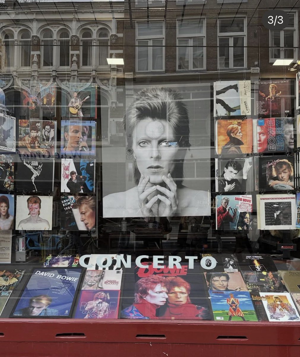 FloydGirl tweet media