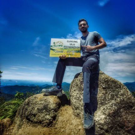 navanis98's tweet photo. ✅ Gunung Gap (1183 m)
✅ Gunung Ulu Semangkok (1394 M)

#gununggap #gununggapulusemangkuk #hiking #hikingislife #hikingtrail #hikingtrails #nature #advantures #mountain #ilovehiking #hikingfun #outdoors #outdoor #explorer https://t.co/CsqjjNUw2J