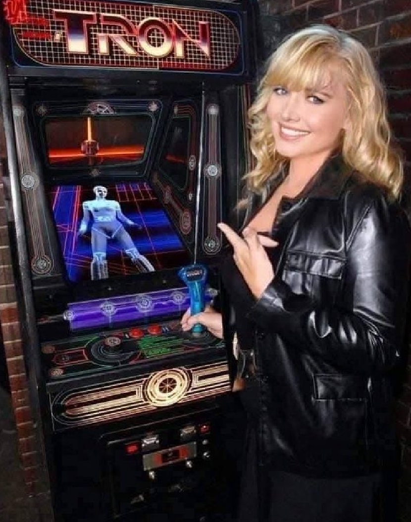 Bite-Sized Nostalgia tweet media