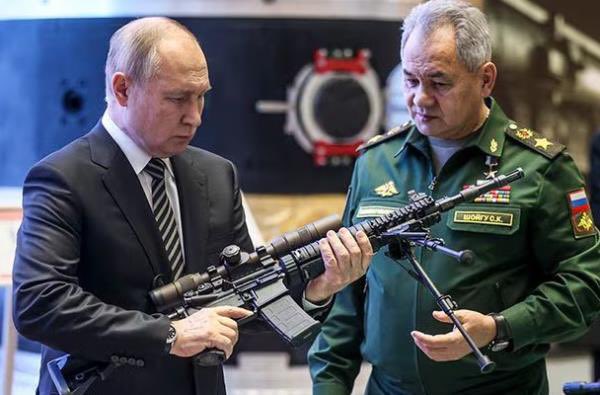 KUNLUN昆侖 tweet media