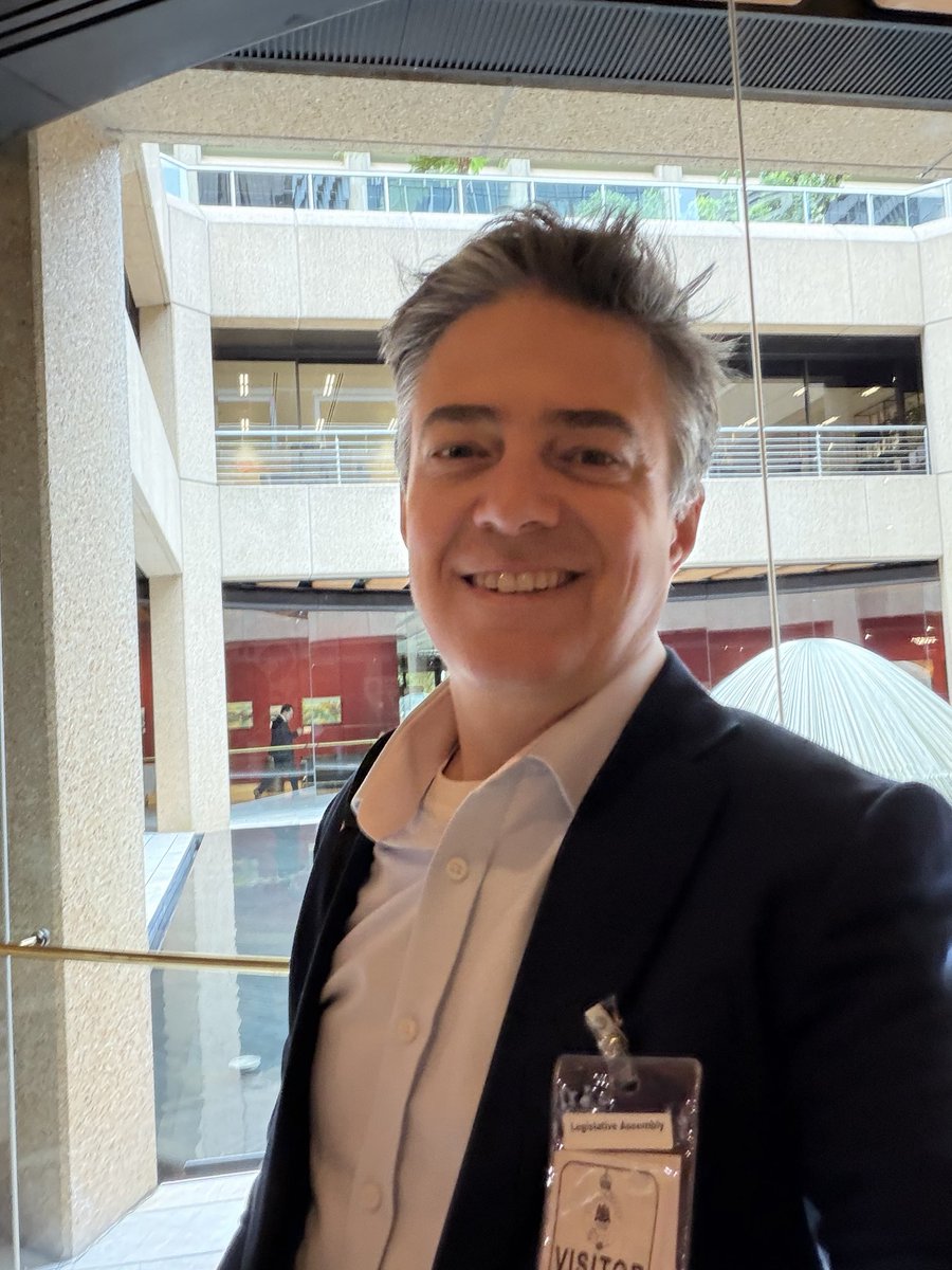 This is the NSW Parliament building. 

Some may have heard there is a bill before parliament to remove the uranium and nuclear bans in NSW. 

So here I am; doing my part!

Advocacy takes time. But change happens. $CXU