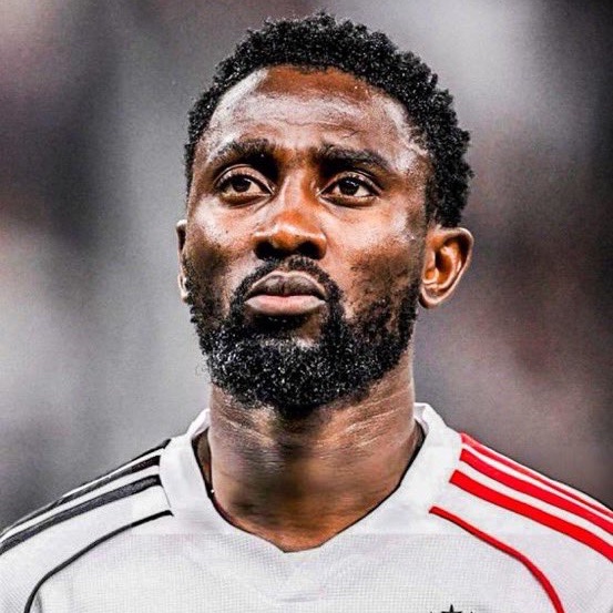 Stretford End tweet media